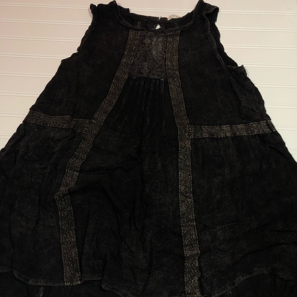 Boutique tank size small